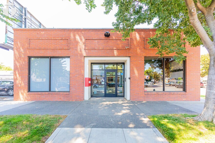 Primary Photo Of 1931 H St, Sacramento Office For Lease
