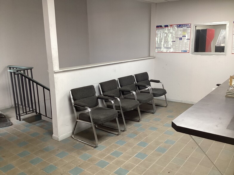 More Photos Of 1045 Market St, Paterson Auto Dealership For Sale
