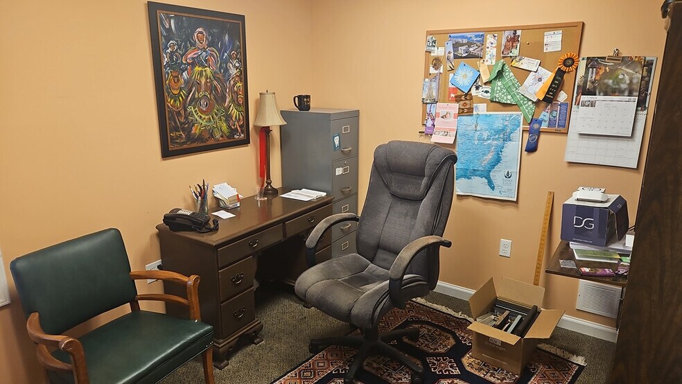 More Photos Of 1626 Getty Ave, Indiana Medical For Lease