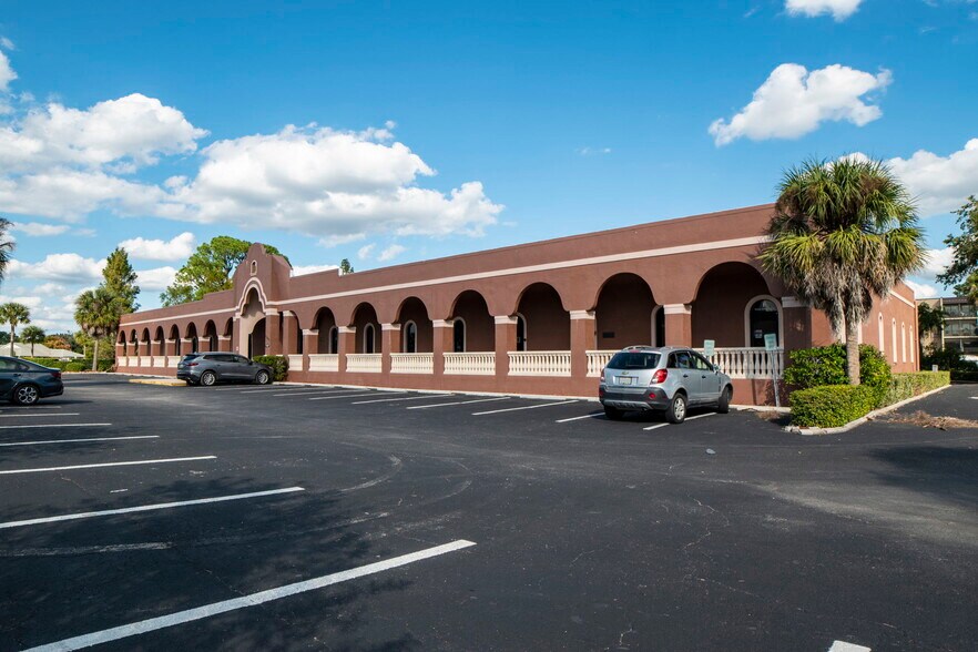 More Photos Of 2484 Caring Way, Port Charlotte Medical For Lease