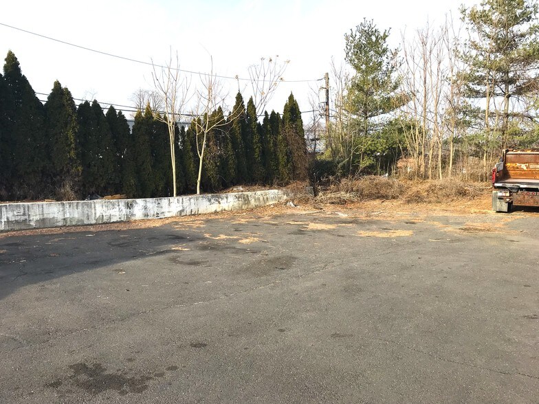 More Photos Of 70 Tracey Rd, Huntingdon Valley Warehouse For Sale