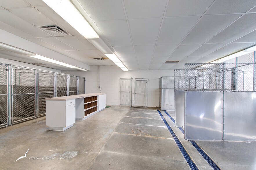 More Photos Of 3981 Ridgemont Dr, Abilene Storefront Retail Office For Sale