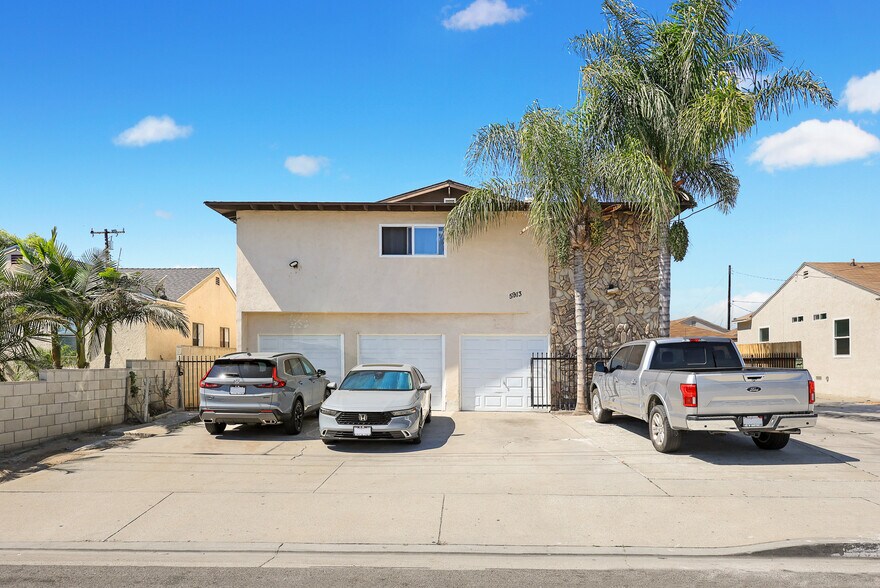 More Photos Of 5913 Greenwood Ave, Commerce Apartments For Sale