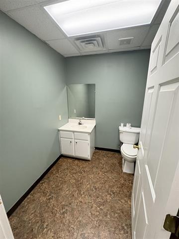 More Photos Of 301 Lake Dr, Ripley Office For Sale