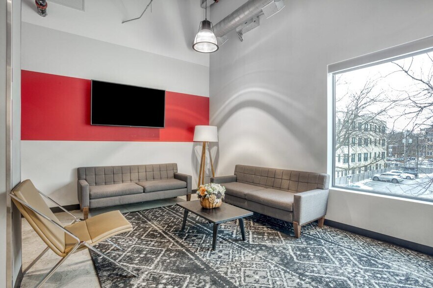 More Photos Of 8770 W Bryn Mawr Ave, Chicago Coworking Space