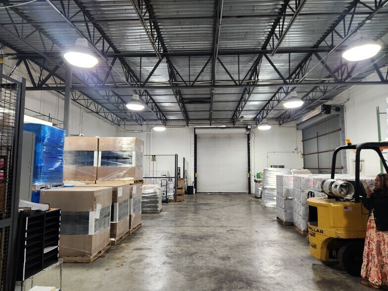 More Photos Of 2820 Reynolds Dr, Fort Pierce Warehouse For Sale