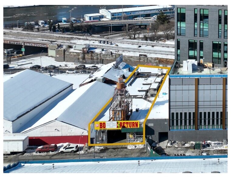 More Photos Of 2520 Park Ave, Bronx Industrial For Sale