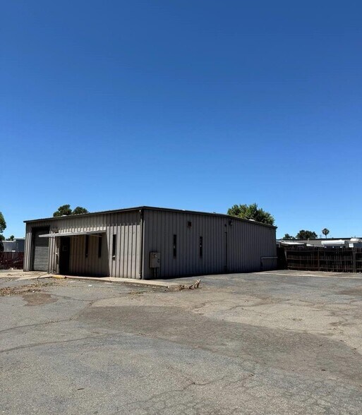 More Photos Of 506 Glide Ave, West Sacramento Warehouse For Lease