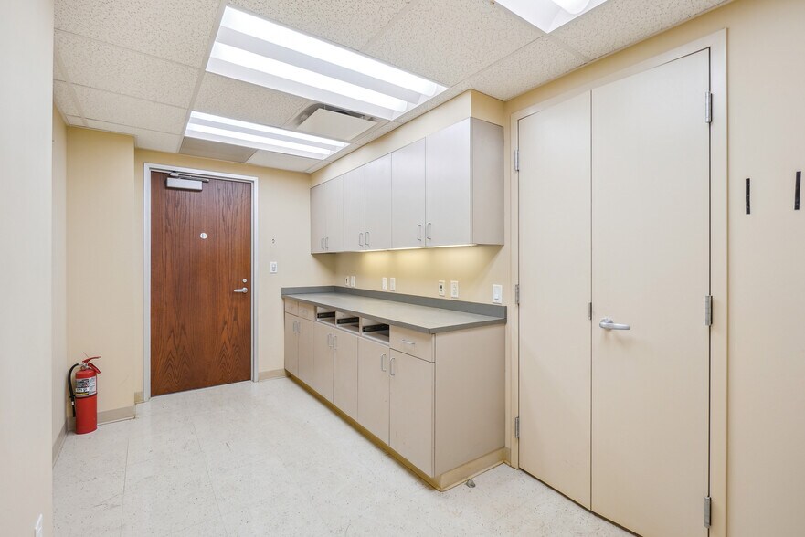 More Photos Of 1150 K St NW, Washington Apartments For Lease