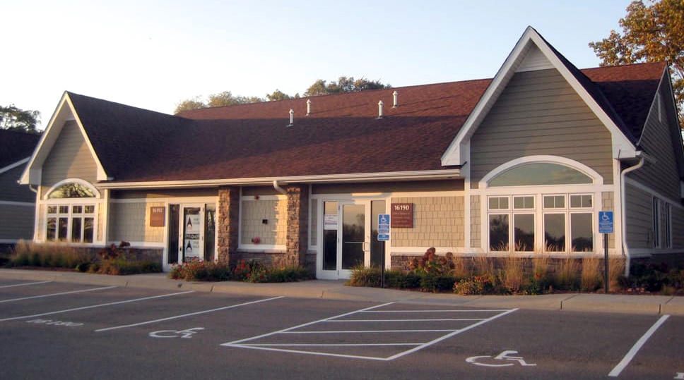 Primary Photo Of 16202 Highway 7, Minnetonka Office For Lease