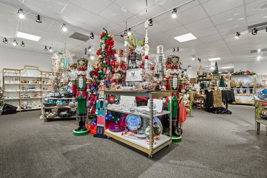 More Photos Of 4277 Espy Ave, Long Beach Flex For Sale