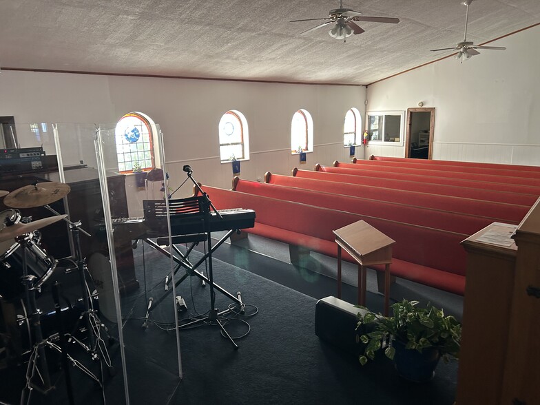 More Photos Of 1402 Smith Rd, Columbus Religious Facility For Sale