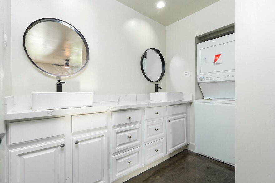 More Photos Of 3219-3225 N 66th St, Scottsdale Apartments For Sale