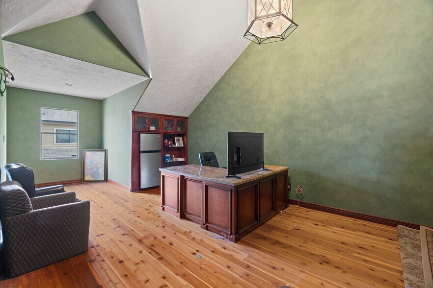 More Photos Of 439 Mason Rd, Katy Medical For Sale