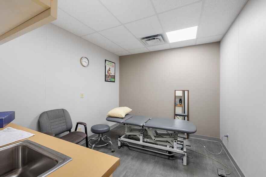 More Photos Of 5320 Education Dr, Cheyenne Office For Sale