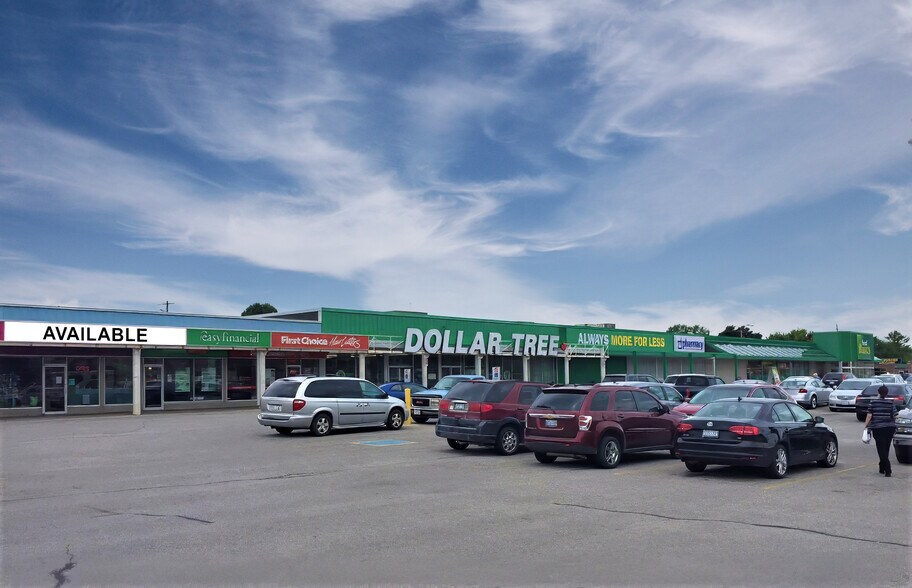 More Photos Of 448 St Clair St, Chatham-Kent General Retail For Lease