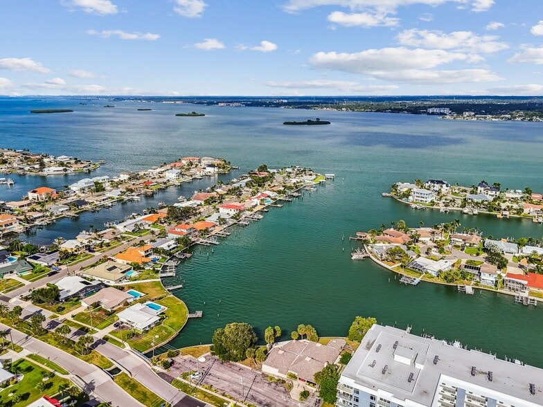 More Photos Of 425 Island way, Clearwater Land For Sale