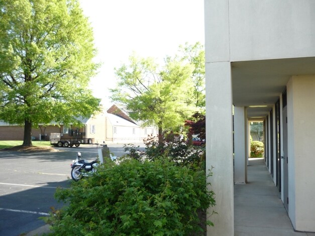 More Photos Of 8807 Sudley Rd, Manassas Office For Lease