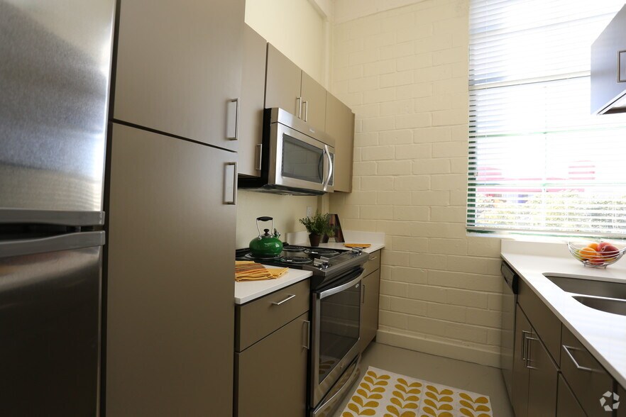 More Photos Of 317 Lexington Ave, San Antonio Apartments For Lease