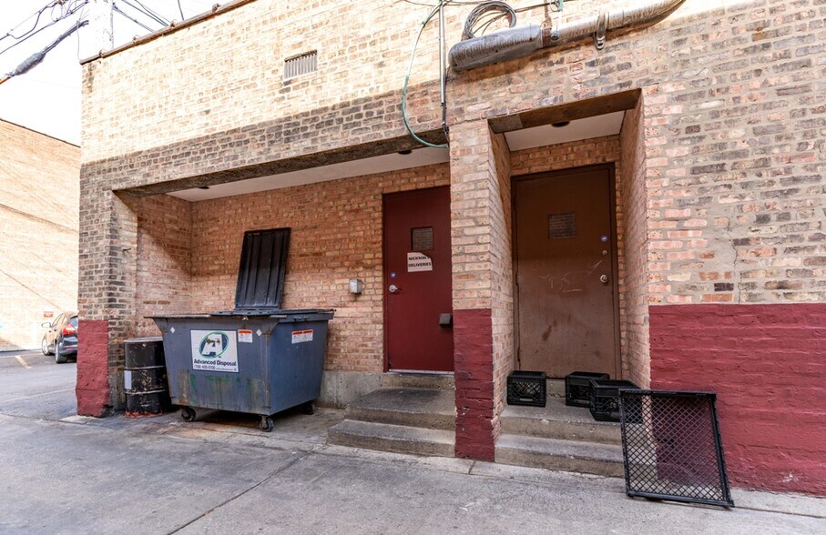 More Photos Of 30 S La Grange Rd, La Grange Restaurant For Sale