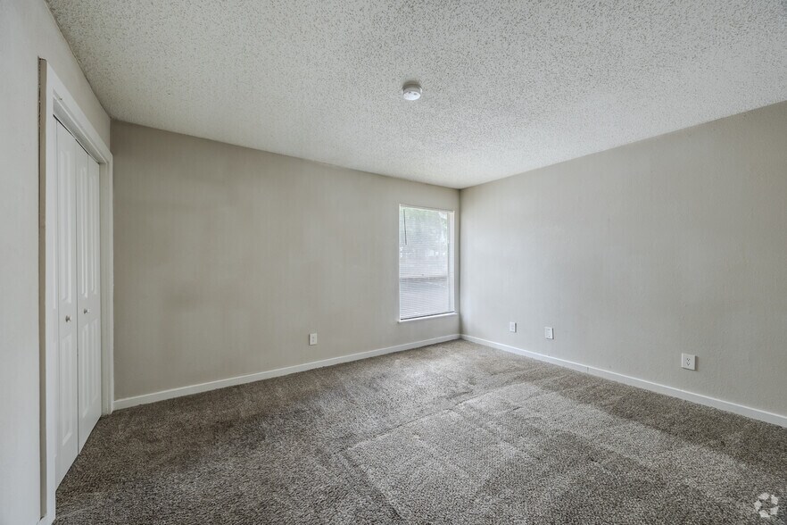 More Photos Of 3100 Godby Rd, College Park Apartments For Sale