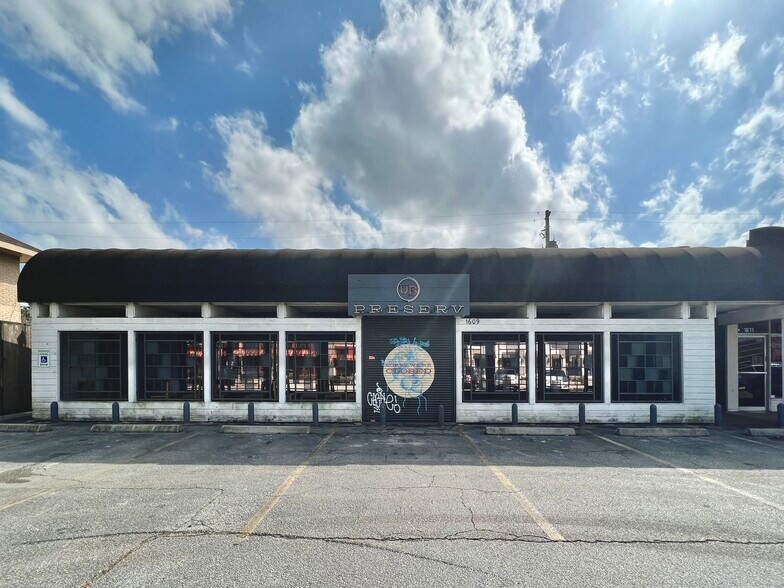 More Photos Of 1609-1625 Westheimer Rd, Houston Restaurant For Lease
