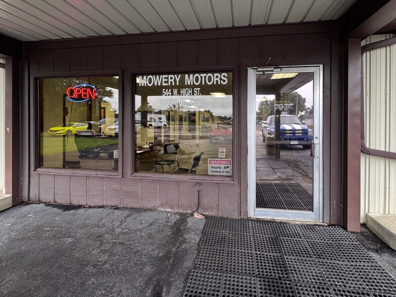 More Photos Of 544 W High St, Edison Auto Dealership For Sale