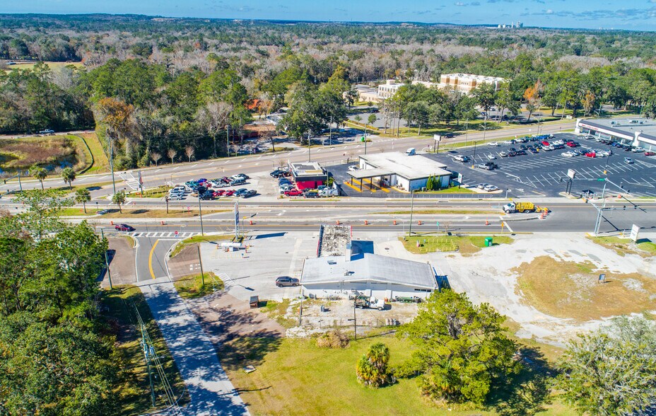 More Photos Of 709 S Broad St, Brooksville Service Station For Sale