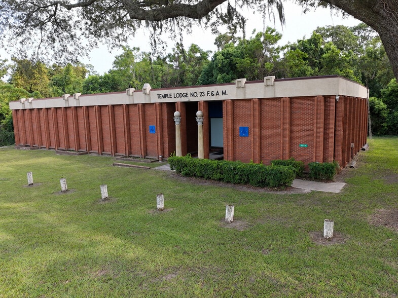 Primary Photo Of 5700 Colcord Ave, Jacksonville Lodge Meeting Hall For Sale