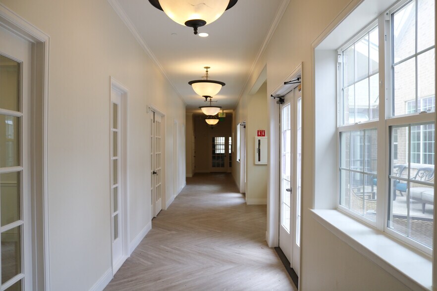 More Photos Of 20271 Stone Oak Pkwy, San Antonio Skilled Nursing Facility For Sale