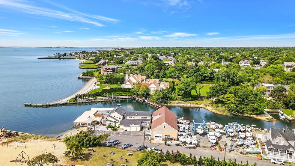 More Photos Of Suffolk County, Bay Shore Marina For Sale