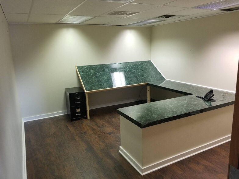 More Photos Of 315-329 E 2nd St, Boyertown Flex For Sale