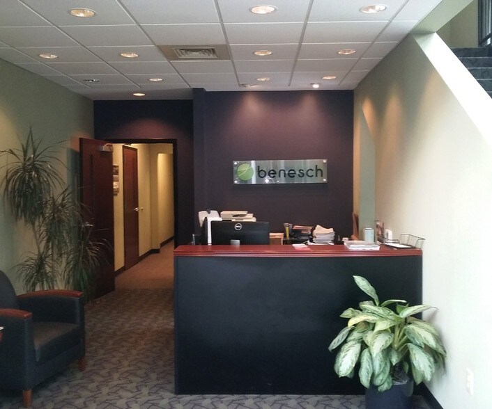 More Photos Of 2320 W Morehead St, Charlotte Loft Creative Space For Lease