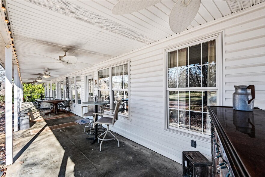 More Photos Of 115 E Broaddus Ave, Bowling Green Apartments For Sale