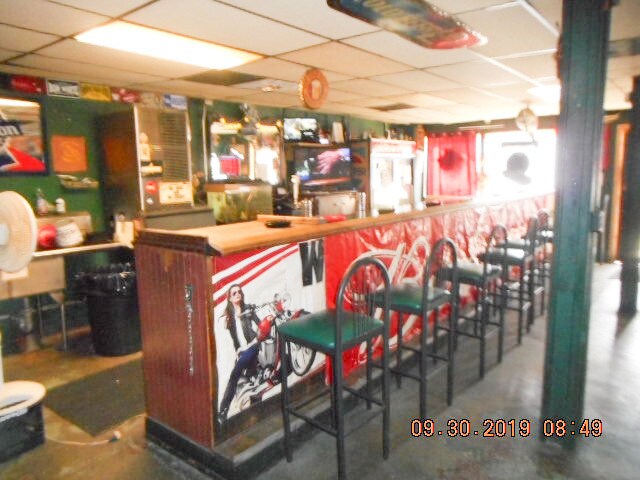 More Photos Of 330 Madison Ave, Daytona Beach Bar For Sale