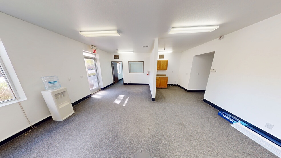 More Photos Of 759 Middlegate Rd, Henderson Warehouse For Lease
