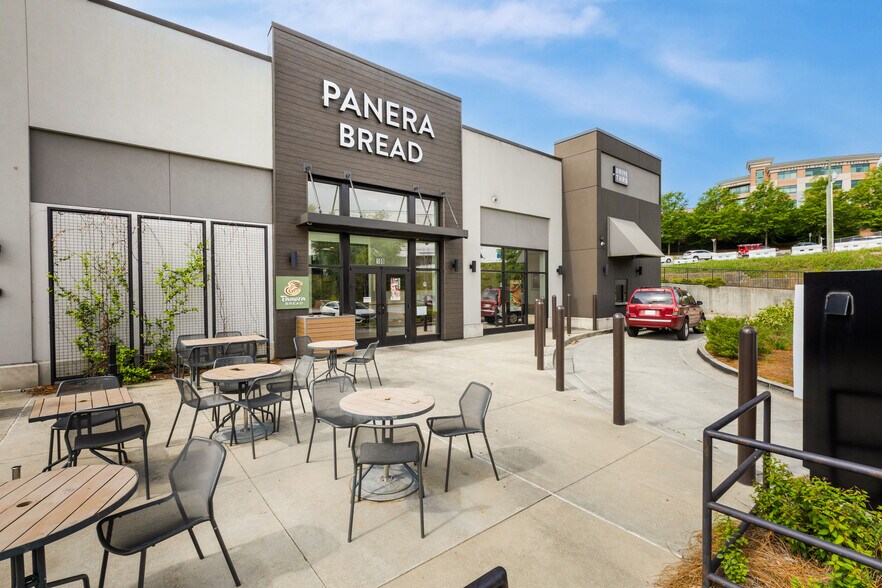 More Photos Of 732 Cherokee St, Marietta Storefront For Lease