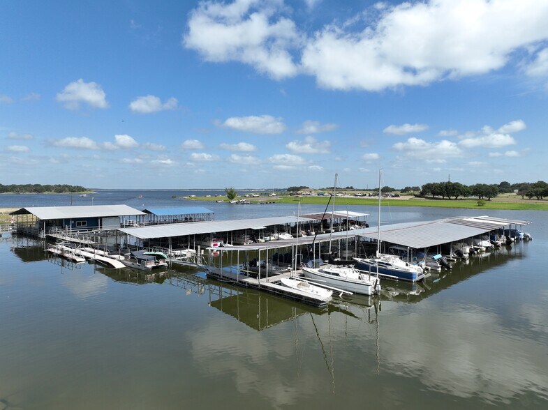 More Photos Of 505 Marina, Brenham Specialty For Sale