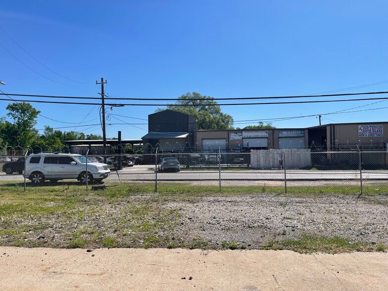 More Photos Of 1222 Frankie St, Houston Warehouse For Sale