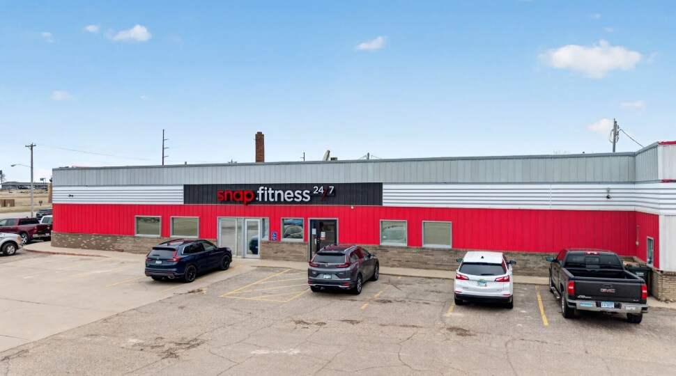 More Photos Of 1190 Main St S, Sauk Centre Storefront For Sale