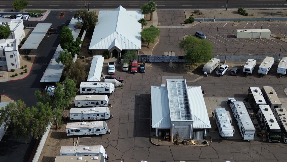 More Photos Of 1939 W Cactus Rd, Phoenix Warehouse For Sale