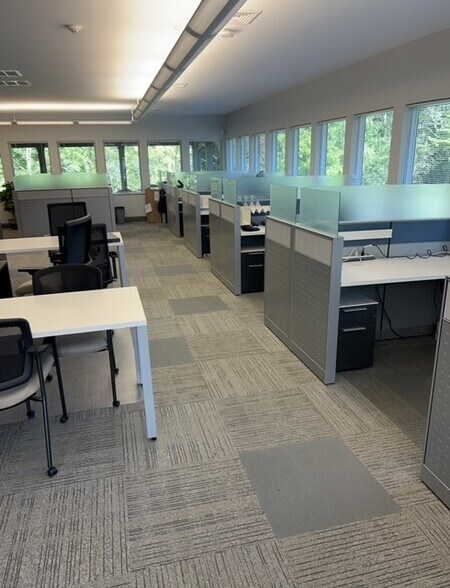 More Photos Of 5760 Nimtz Pky, South Bend Office For Sale