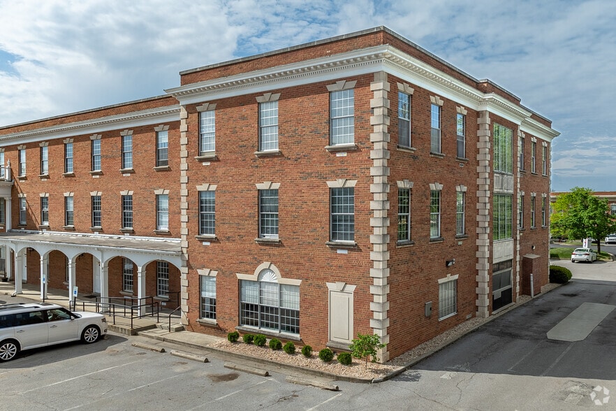 More Photos Of 1500 Leestown Rd, Lexington Office For Lease