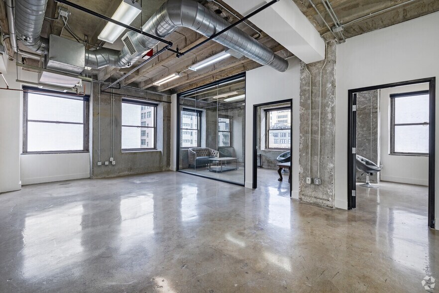 More Photos Of 448 S Hill St, Los Angeles Loft Creative Space For Lease