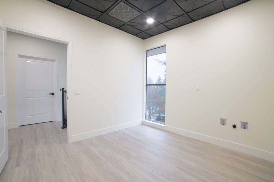 More Photos Of 3150-3152 Gilmore St, Placerville Office For Lease