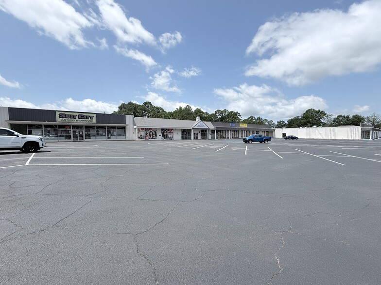 Primary Photo Of 1509-1583 Montgomery Hwy, Dothan Storefront Retail Office For Lease