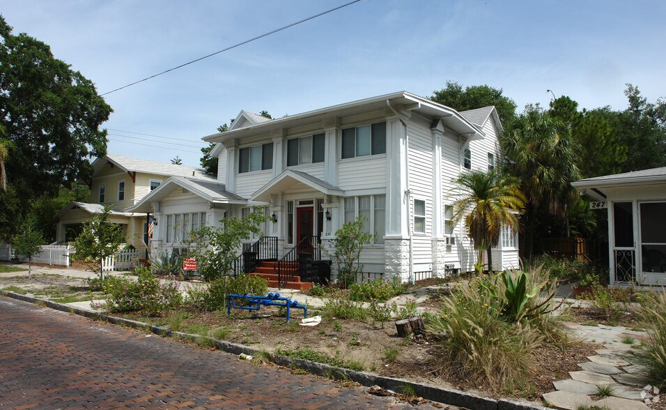 More Photos Of , Saint Petersburg Multifamily For Sale