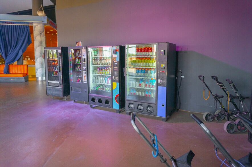 More Photos Of 6730 Las Vegas Blvd S, Las Vegas Golf Course Driving Range For Lease