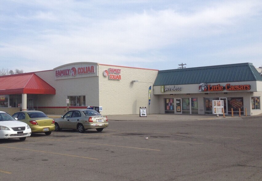 More Photos Of 665-699 Northland Blvd, Cincinnati General Retail For Sale