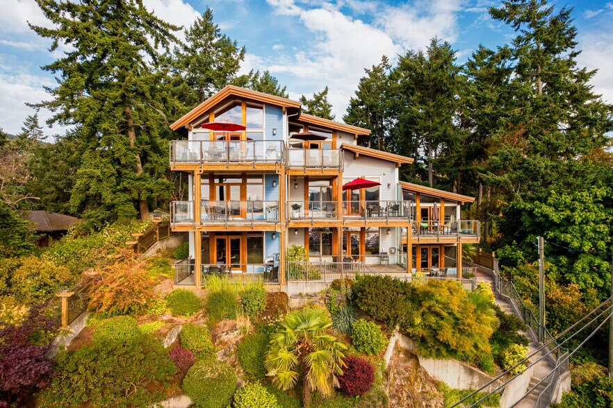 More Photos Of 118 Rainbow Rd, Salt Spring Island Land For Sale